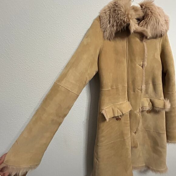 BCBGMaxAzria 100% Leather Sueded Shearling Coat Size Medium Old Money Mob Wife - Picture 6 of 13